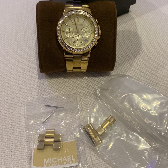 Michael Kors Women’s Gold-Tone Stainless Steel Watch - Picture 6 of 6